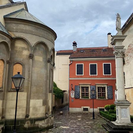 Apartments Of Lesya Ukrainka St. 25 Lviv Exterior photo